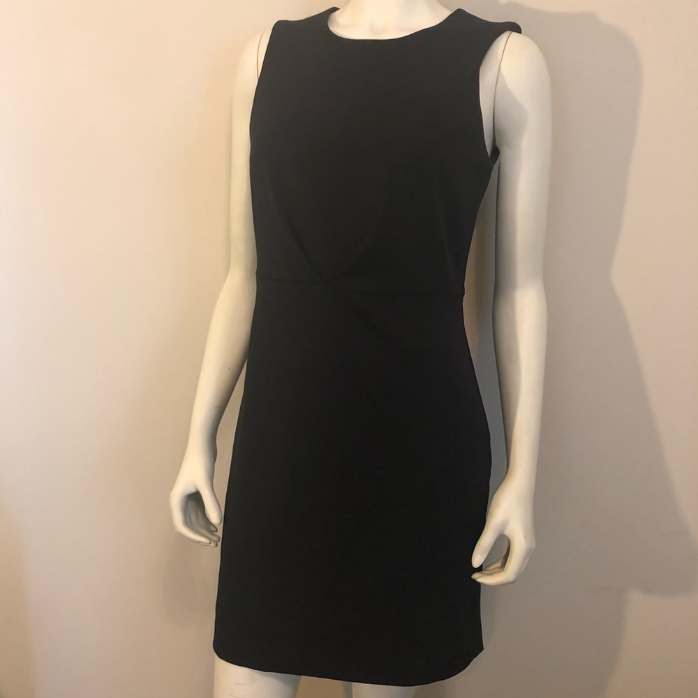 💖3/$15💖A New Day Sleeveless Black Sheath Dress